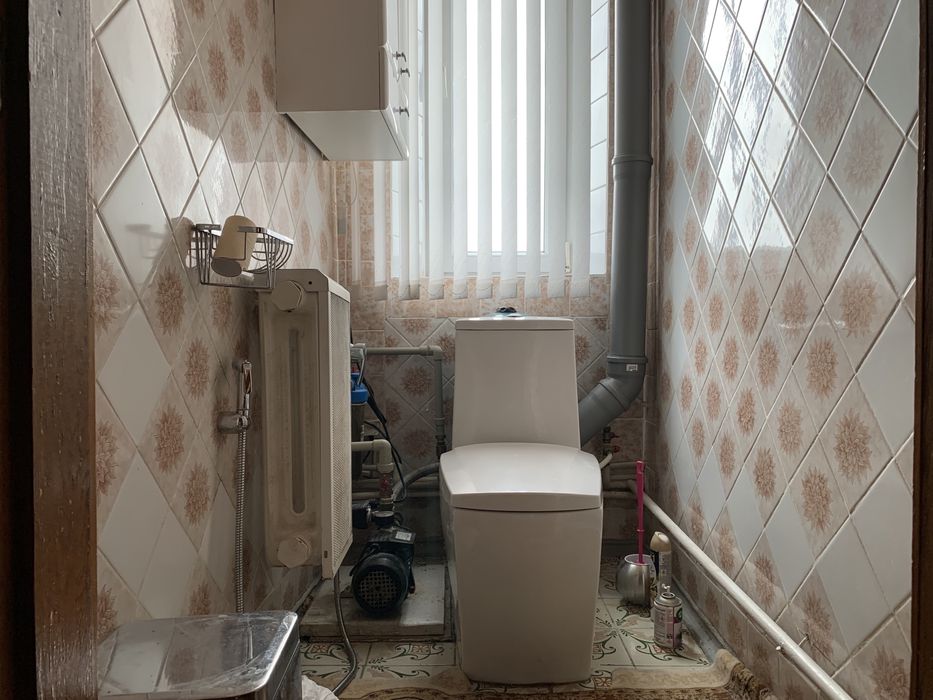 Продаж будинку , центр Гайсина, гараж, підвал, літня кухня, є торг