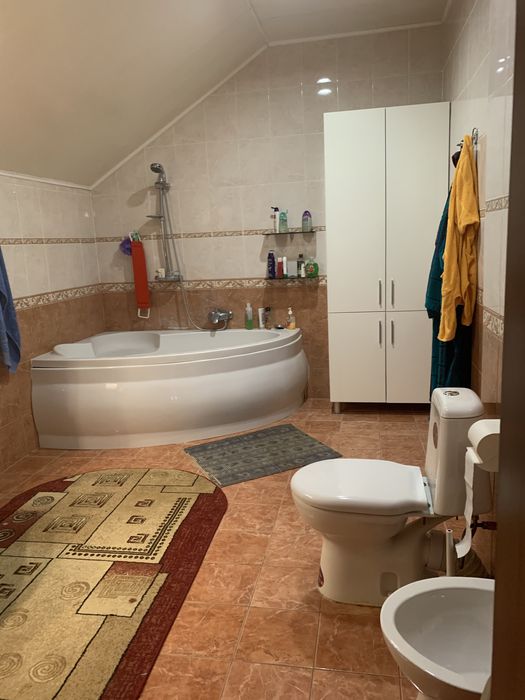 Будинок в Агрокаскаді