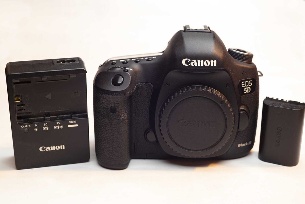 Canon 5D Mark 3 купити фотоапарат в Україні - Ціна на OLX.ua