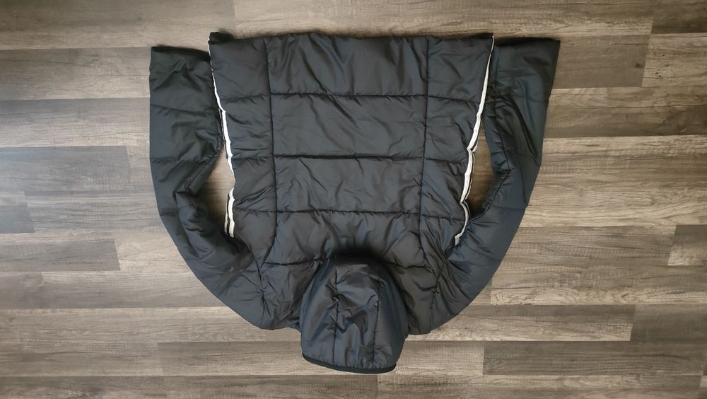 nowa przejściowa pikowana kurtka ADIDAS S/M
