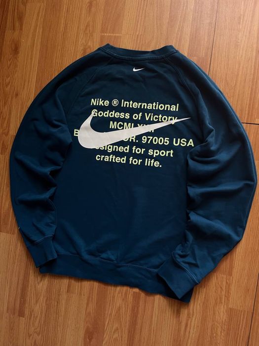 Свитшот Nike Swoosh
