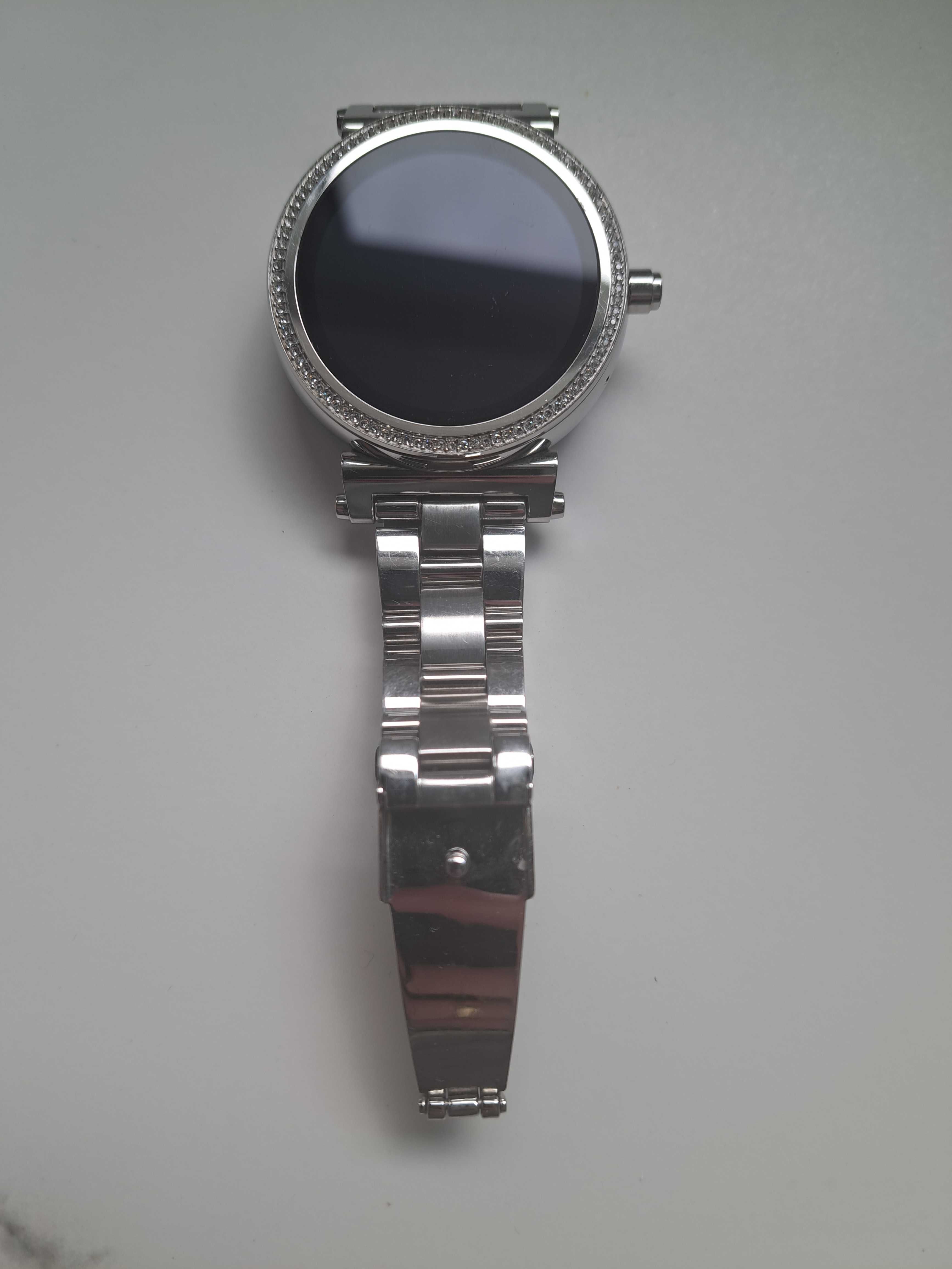 Smartwatch michael kors bateria hot sale