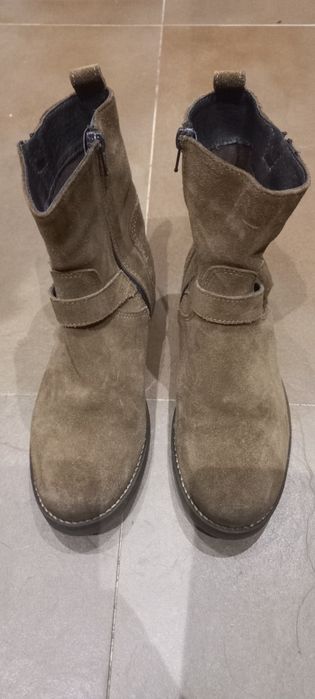 Botas castanhas em camurça n° 35