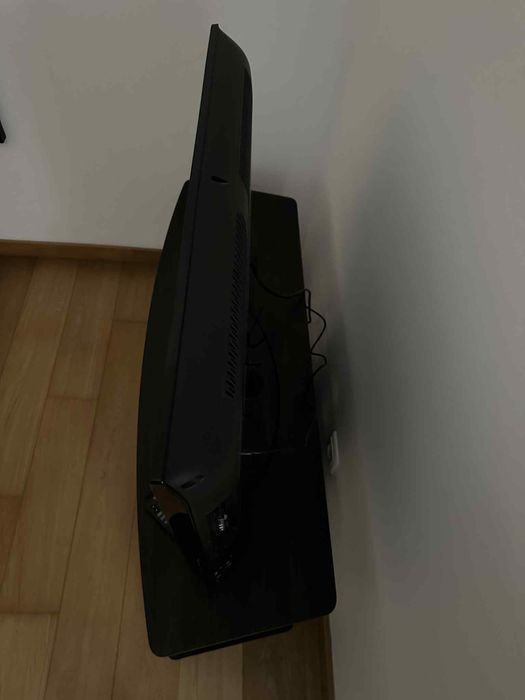 Movel TV em bom estado