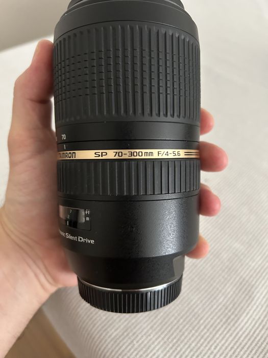 Objetiva Tamron SP 70-300 f4-5.6 (Sony A-mount)