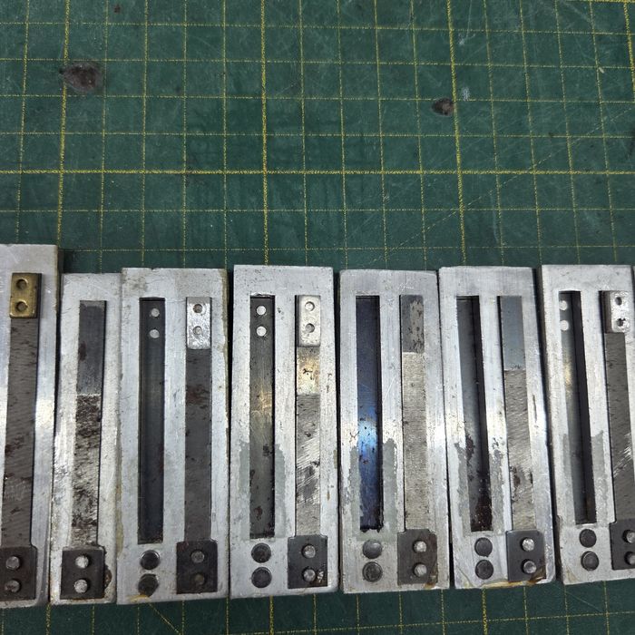 Głosy basowe do akordeonu lub harmonii