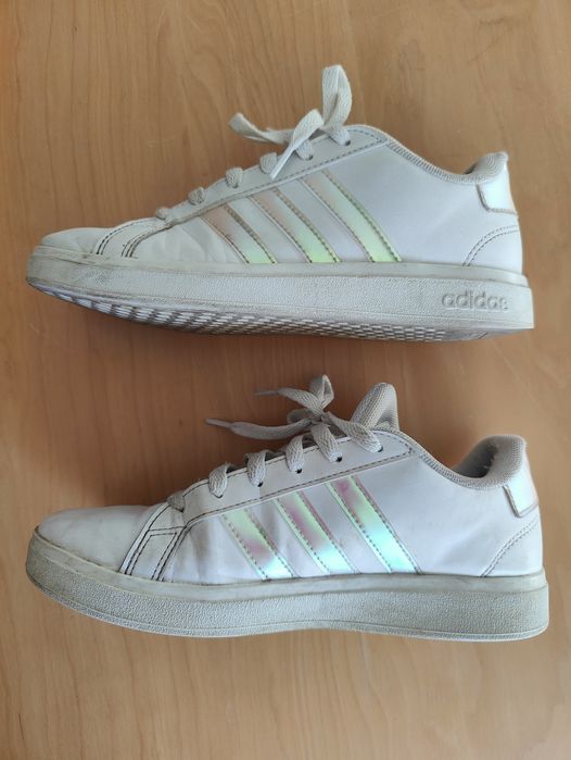 Adidas Sneakers Size 36.5