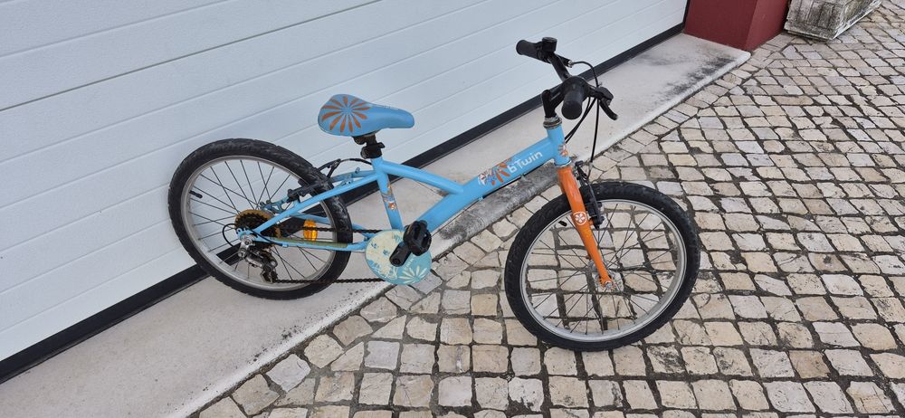 Bicicleta usada, roda 20.