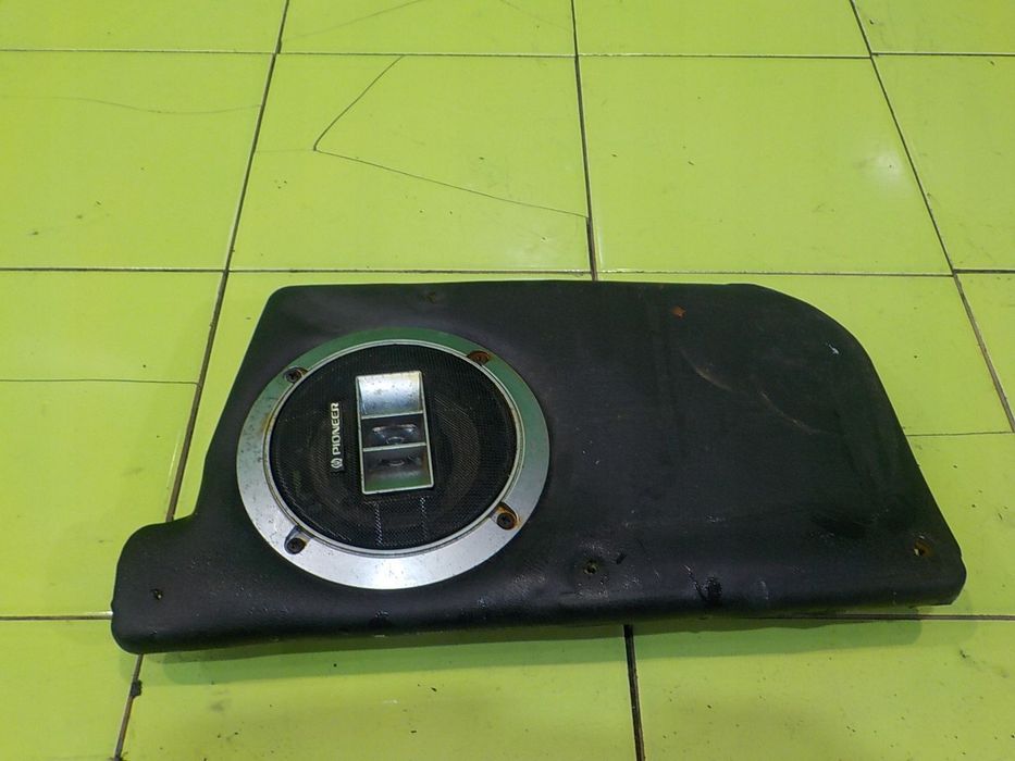 LANCIA BETA 2.0 B 83r COUPE 2D glosnik lewy przod