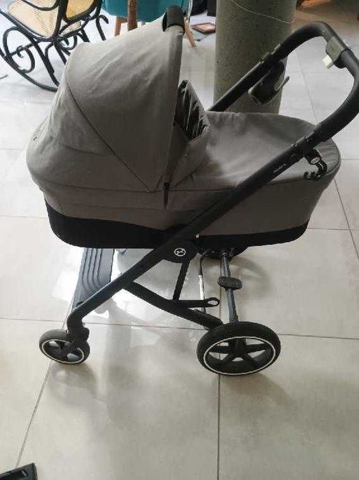 Wózek dziecięcy marki CYBEX