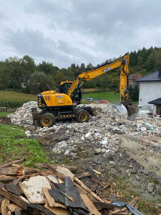 Gruz budowlany betonowy mieszany z transportem utwardzenie terenu