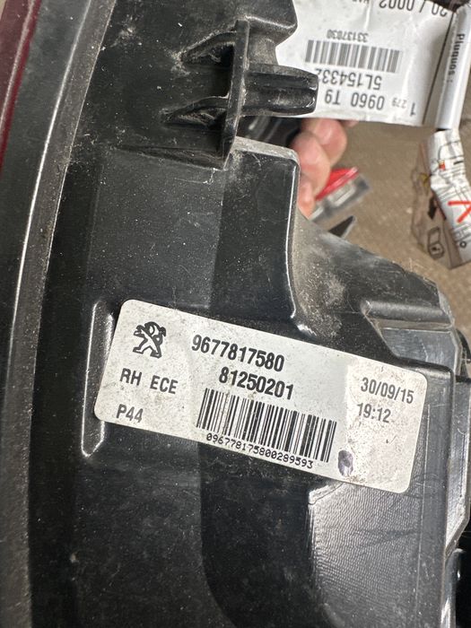 Farolim traz esquerdo 308