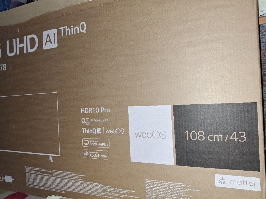 Nowy telewizor smart lg. 43