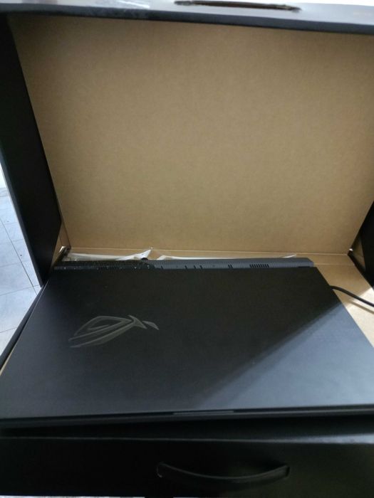 Computador ASUS ROG STRIX G51364751016731009121