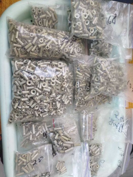 Гайки пістони авіаційні ОСТ1
