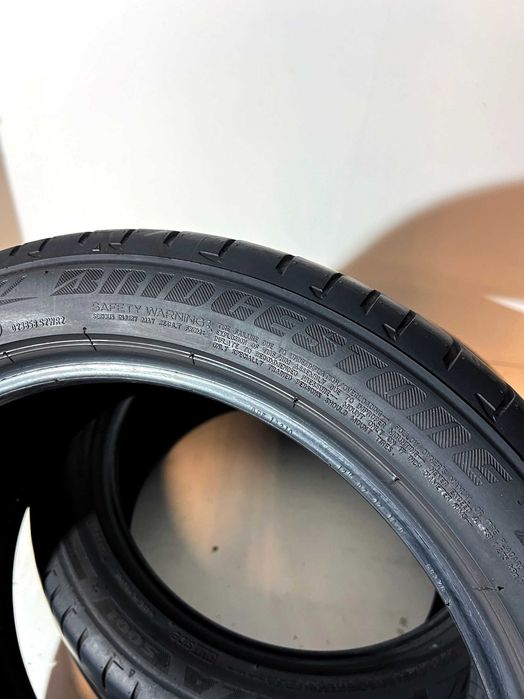 Pneus Bridgestone Potenza S001 - 245/40/17 - Muito Bons