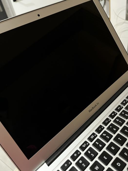 MacBook Air 13” (Early 2014) – sprawny
