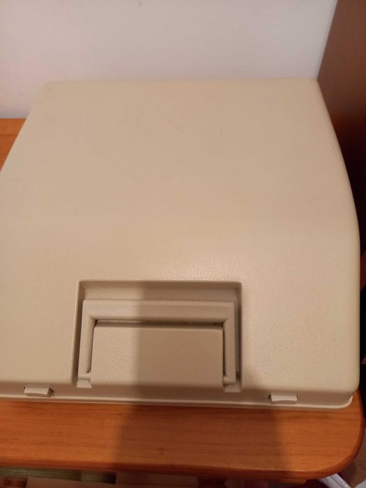 Maquina de escrever vintage Marathom 2000R