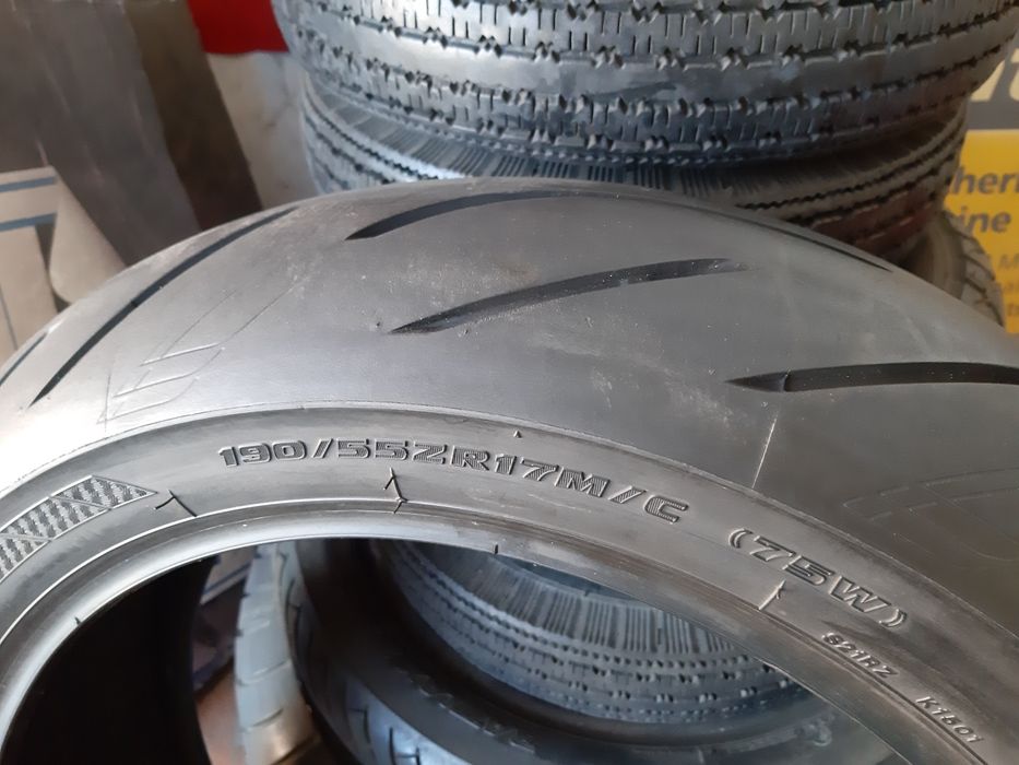 Мото шина 190/55ZR17 Bridgestone Battlax S21 2021р з Німеччини