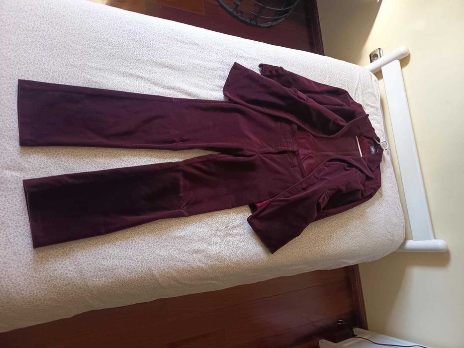 Fato Completo de Veludo Bordeaux - S