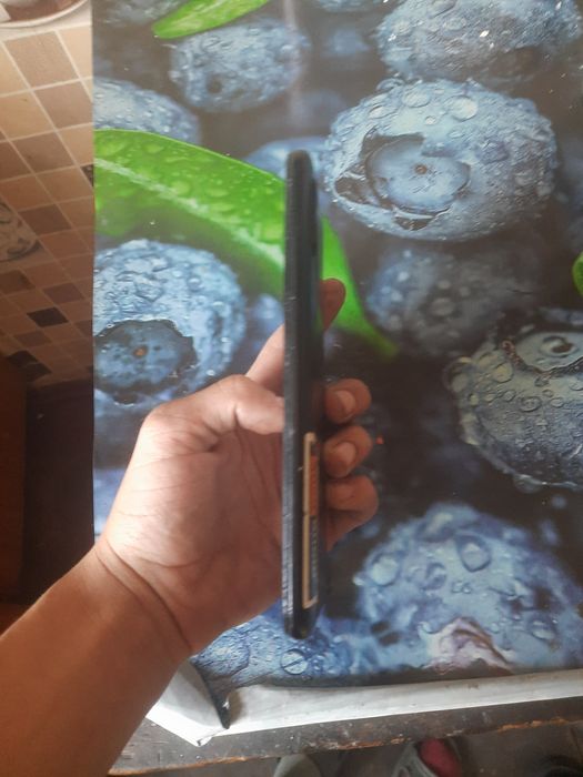 Пролам 2 телефона на запчясти