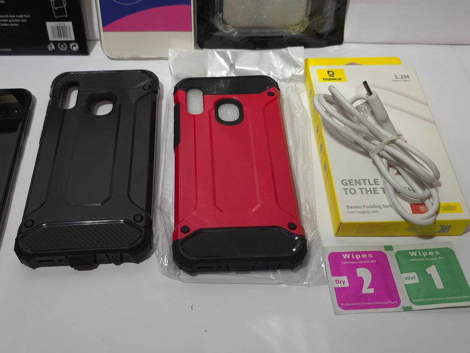 Duży zestaw SAMSUNG A 20 E telefon smartfon 4x etui 3z szkło kabel