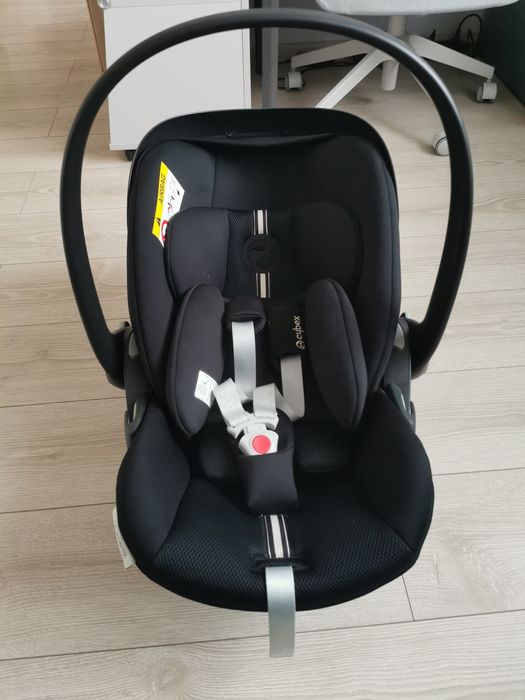 Fotelik nosidło Cybex cloud g plus czarny