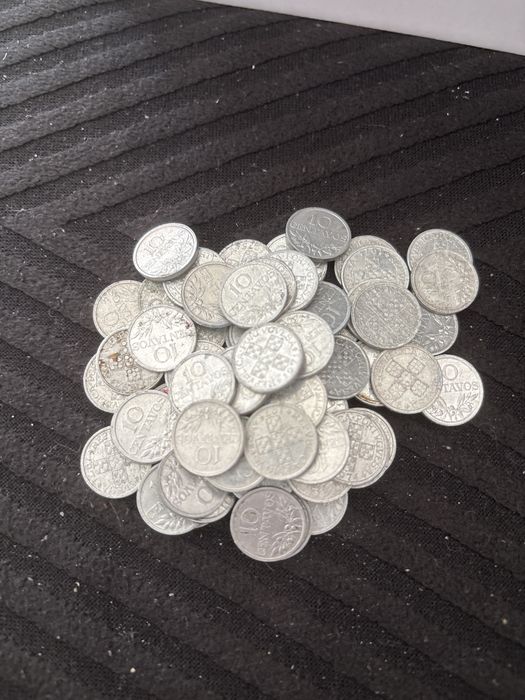 Lote de 69 moedas de 10 centavos