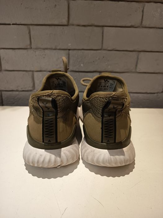 Męskie buty sportowe 41 VTY (Deichmann).