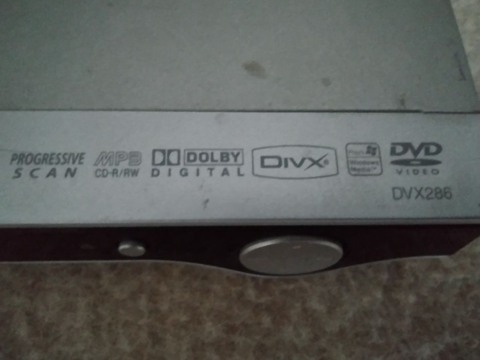 Odtwarzacz dvd i filmy