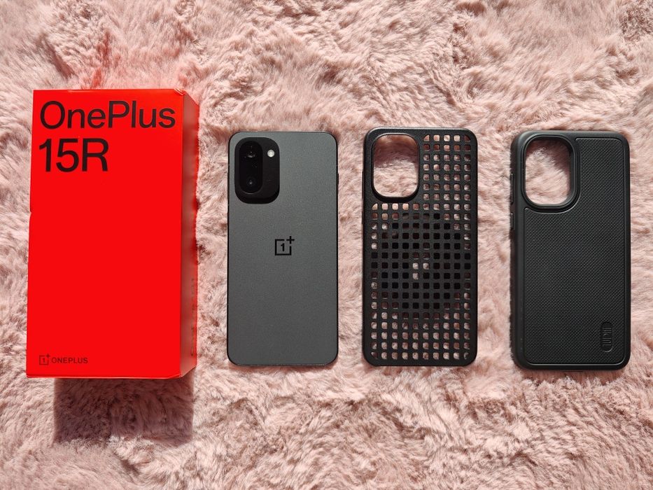 Jak nowy - OnePlus 15R - 12/512gb - Charcoal Black