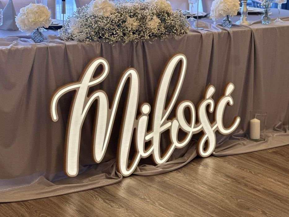 Wynajem napisów Led ( Miłość, Love, Serce, Cyfry, Neony )