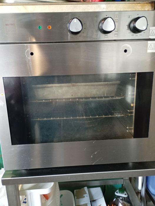 Vendo recheio total de restaurante em Coimbra, material semi novo