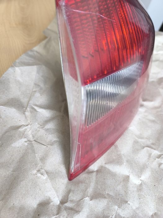 Farol traseiro direito Ford Kuga mk1