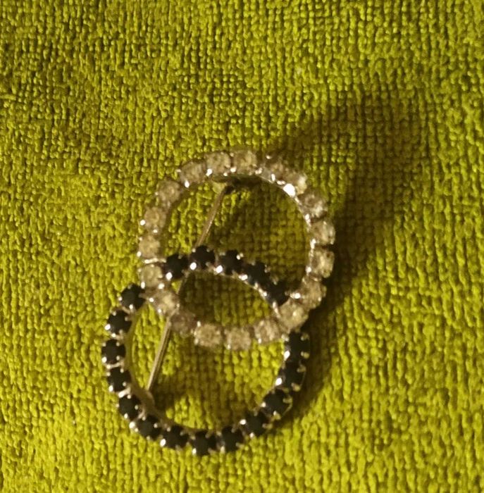 Вінтажна брош Чехословакія.