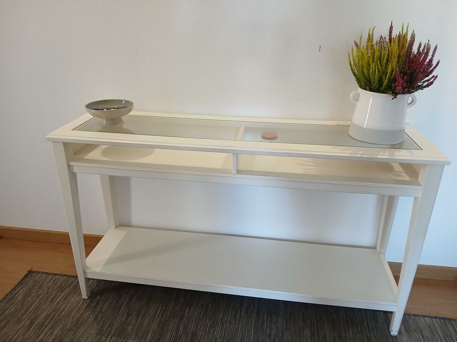Consola Ikea branca