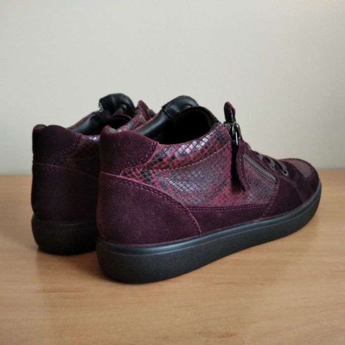 Buty damskie sneakersy HOTTER skóra naturalna roz.eu-39