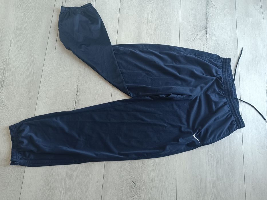 Dres damski Nike rozm. L