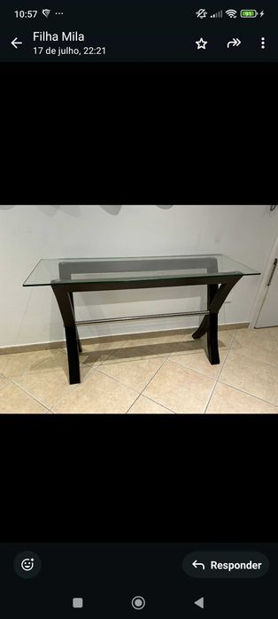 Mesa de entrada de vidro