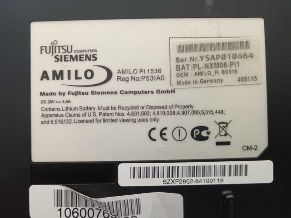 Laptop Fujitsu Siemens Amilo Li 1705 PI 1536 na części