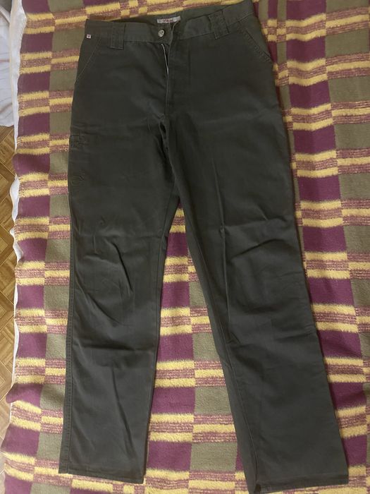 Обувь 42-43 размер,кроссовки,берцы,сандали,штаны хаки в подарок