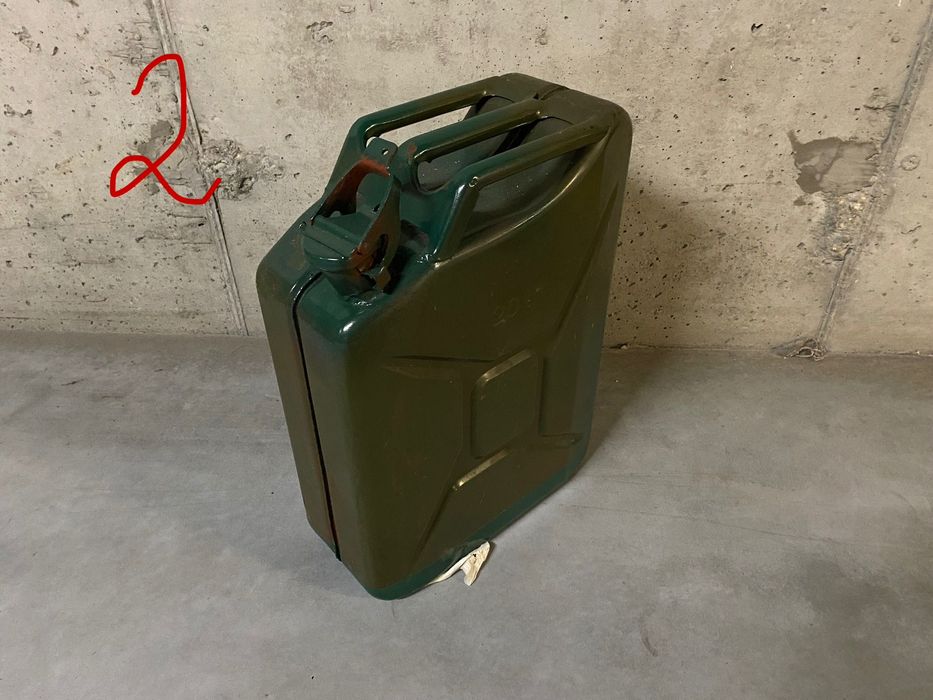 Kanister 10l, 20l metalowe, bańka, beczka stan bdb
