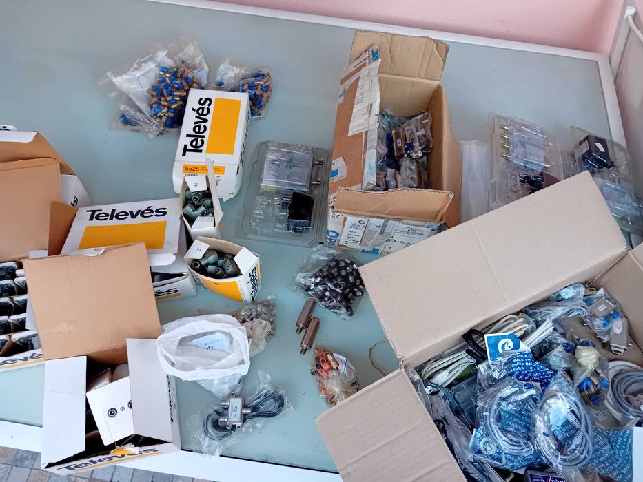 Diverso material tv cabo