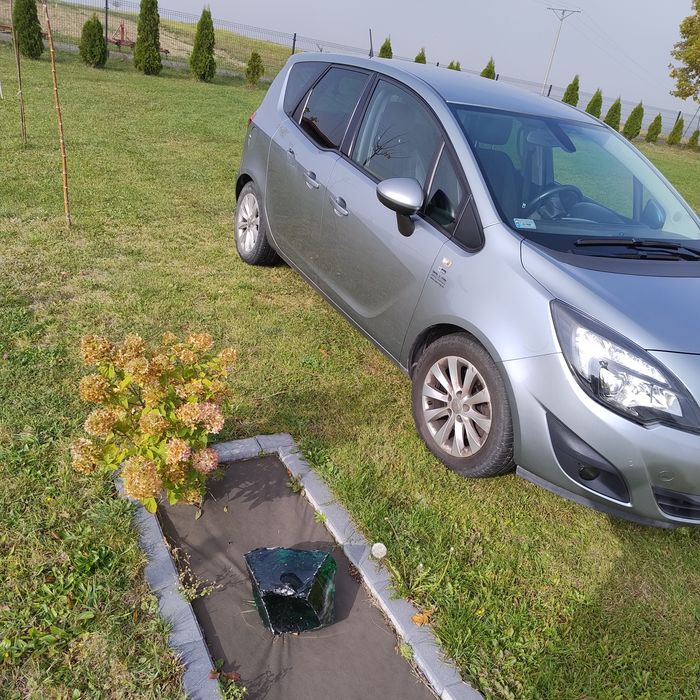 Sprzedam opel meriwa