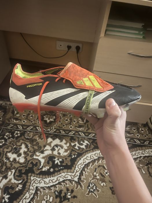 Бутсы adidas predator 46 размер