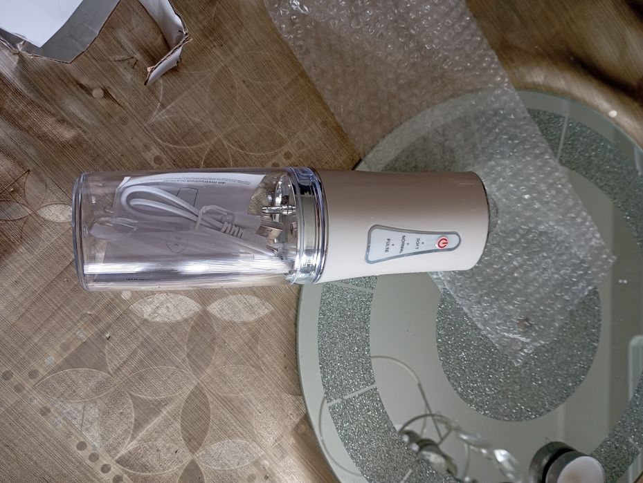 Irrygator biały i różowy