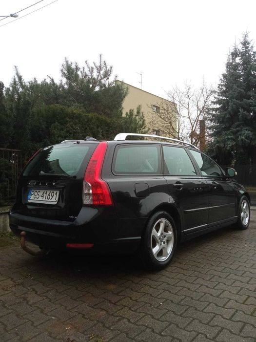 Volvo V50 - zadbany i oszczędny diesel.