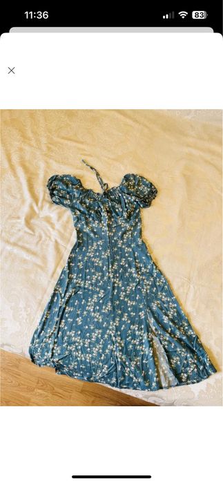 Літня сукня в квіточку