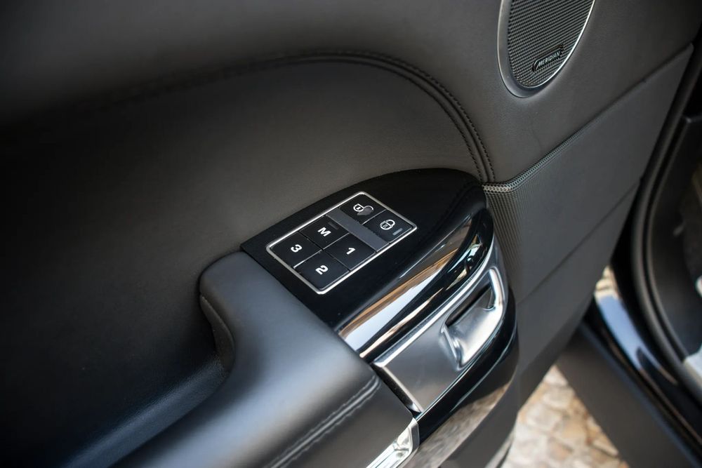 Land Rover Range Rover 4.4 SDV8 Autobiography