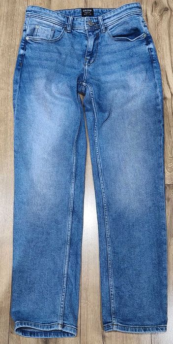 Spodnie jeansy Cropp 28/32 comfort